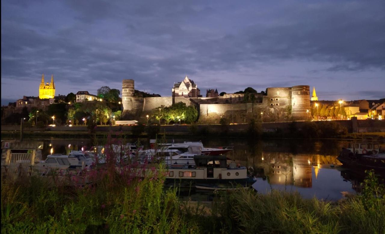 Le Chateau Angers Eksteriør bilde