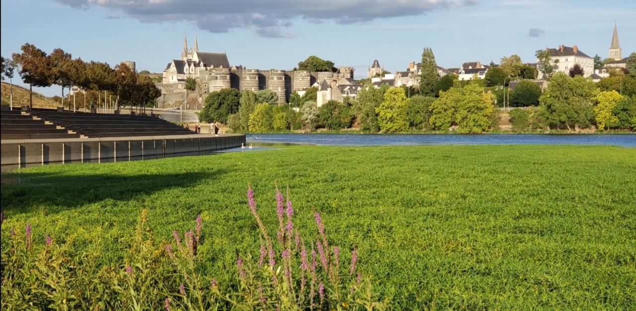 Le Chateau Angers Eksteriør bilde